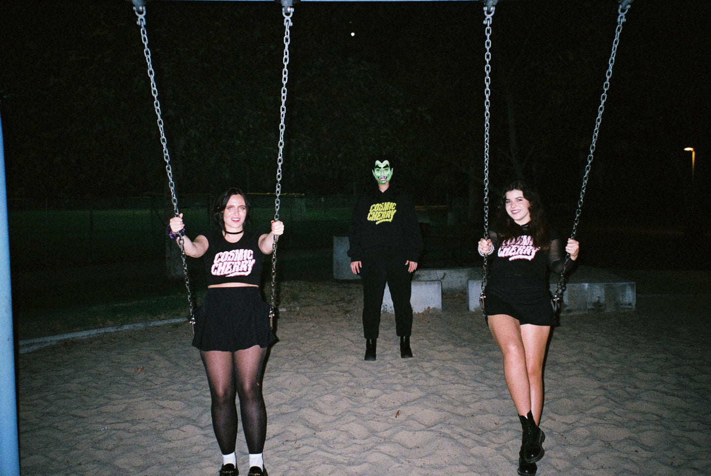 90s halloween // "You give me goosebumps" baby tee
